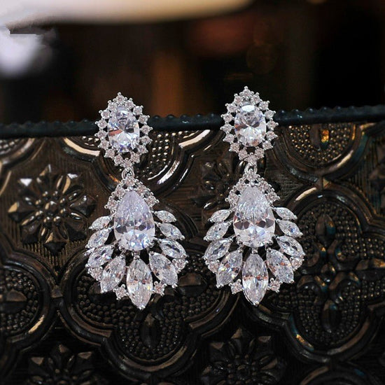 Heavy Industry Simulated Moissanite Pendant Necklace Earring Jewelry Set - Chinguity