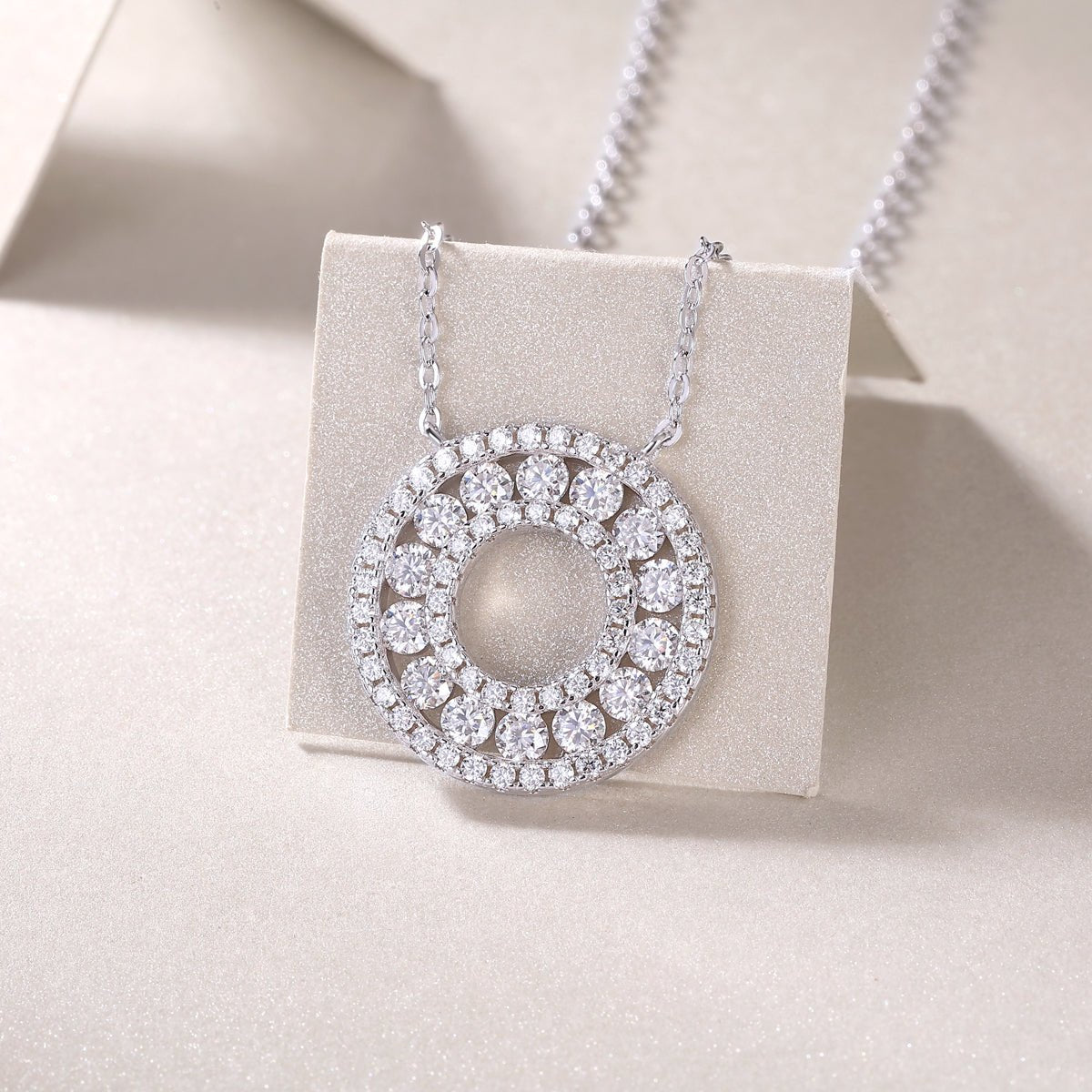 Reciprocating Luxury Fashion Diamond Pendant Necklace Set With Mosan Diamond Silver Ornaments - Chinguity