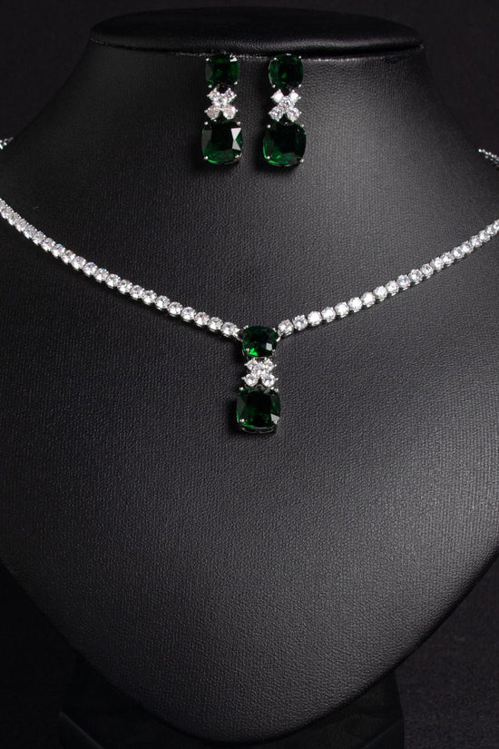 Small Square Bride Collarbone Chain Design Simple Zircon Pendant Earrings - Chinguity